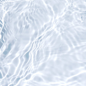 <Picture of ripples in floodlit, clean purified water in a mixing tank to be used to manufacture dietary supplements. Credit> AdobeStock_694232396